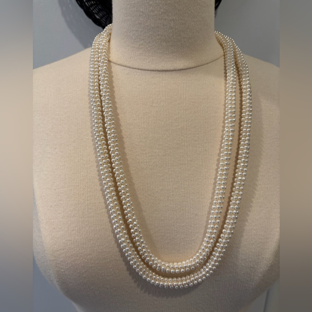 VTG  Ivory Faux Pearl Seed Beaded Rope Necklace